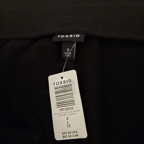Torrid Black Drawstring Flare leg Pants -NWT - Picture 5 of 5